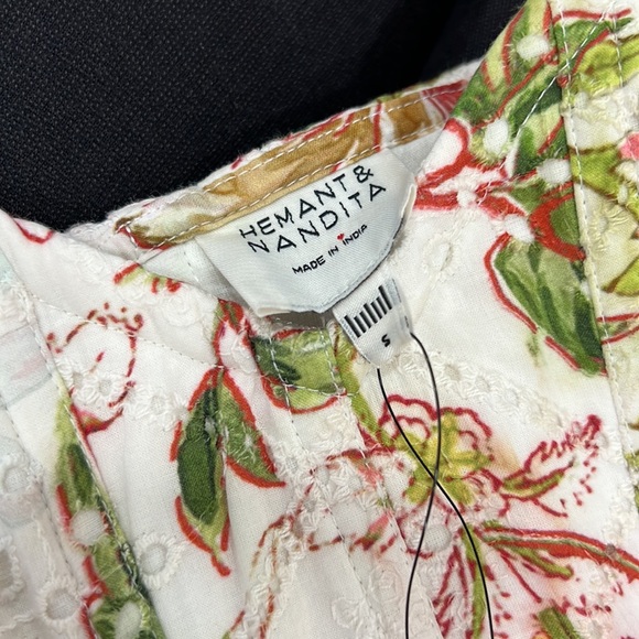 HEMANT AND NANDITA Corset Top in White Floral - Picture 7 of 7